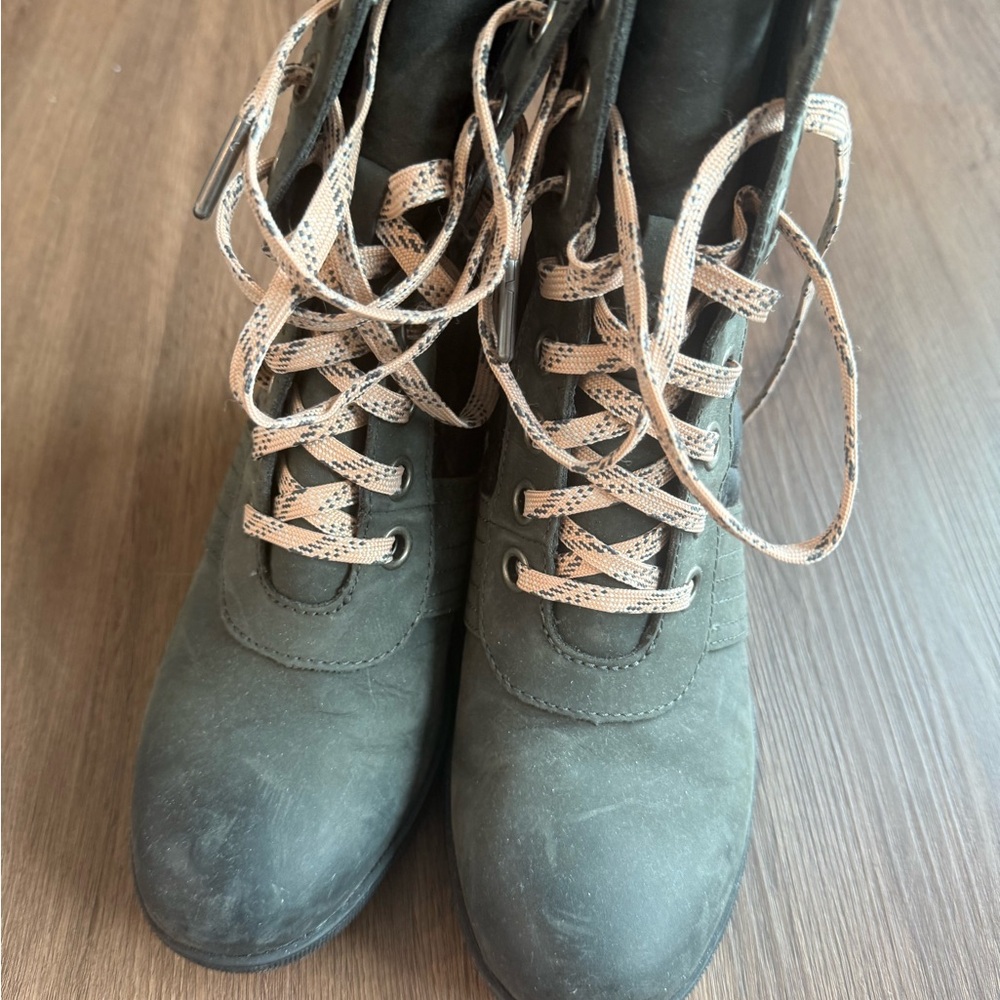 Sorel Black and Green Combat Boots